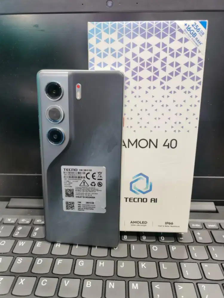tecno camon 40 8+8/256 fulset kondisi mulus nominus