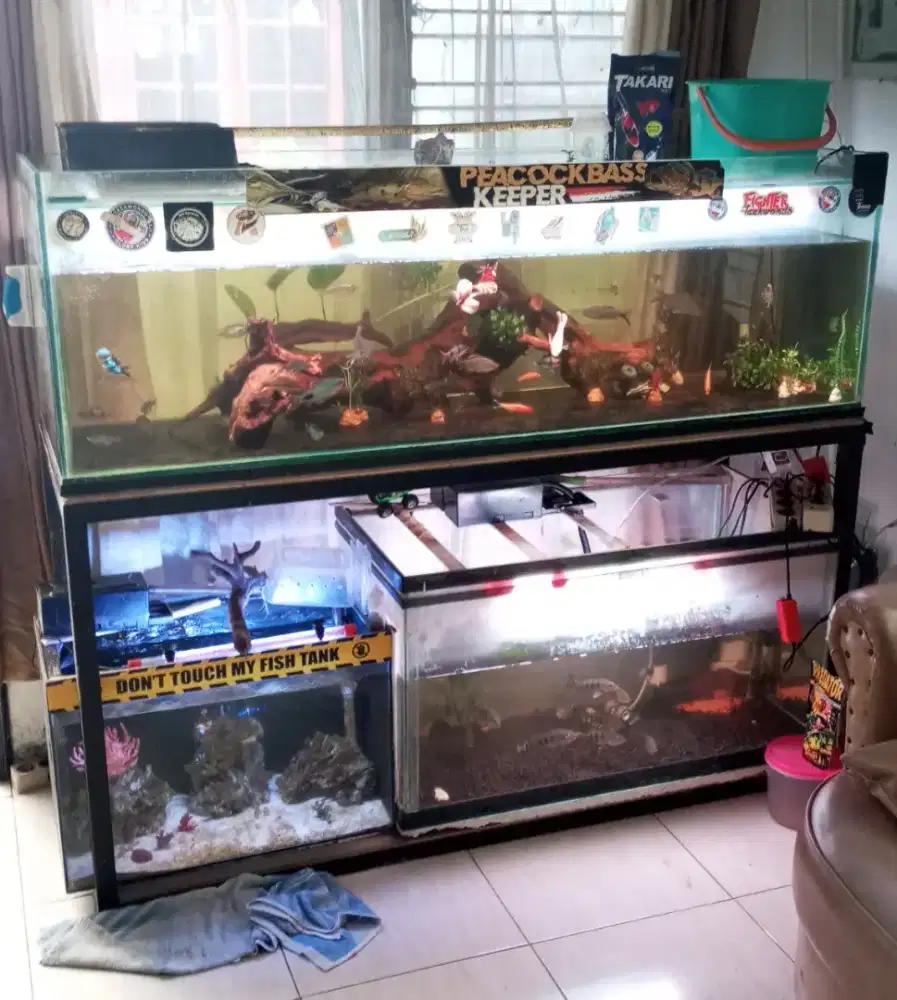 Borongan Akuarium 10mm + Rak Holo 4*4 Murahhh