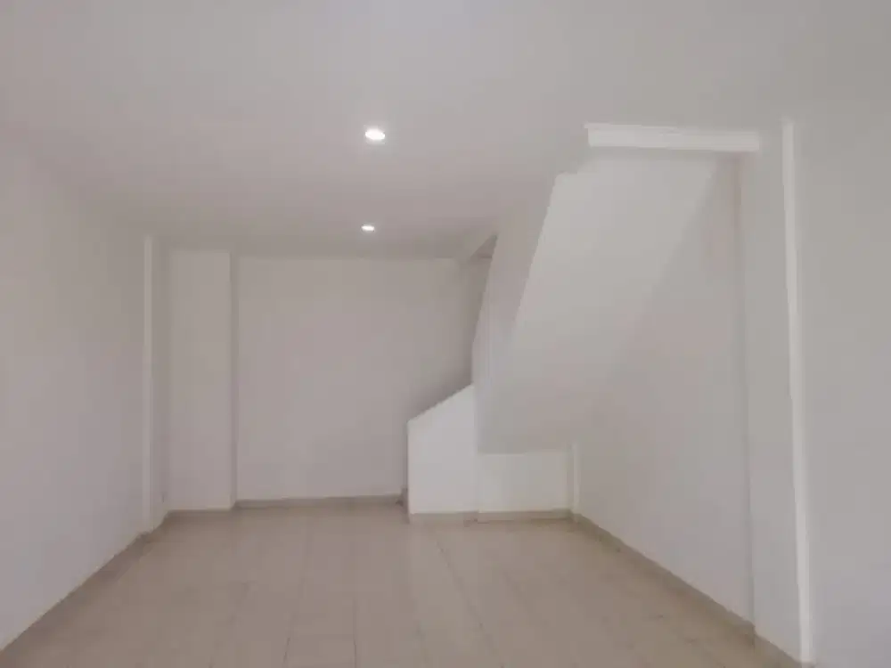 Dijual Ruko Phuket Hadap Jalan Raya Sentraland Paradise, Parung Panjang, Bogor