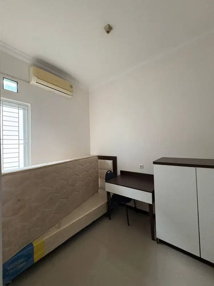 DIJUAL RUMAH SUKOLILO DIAN REGENCY