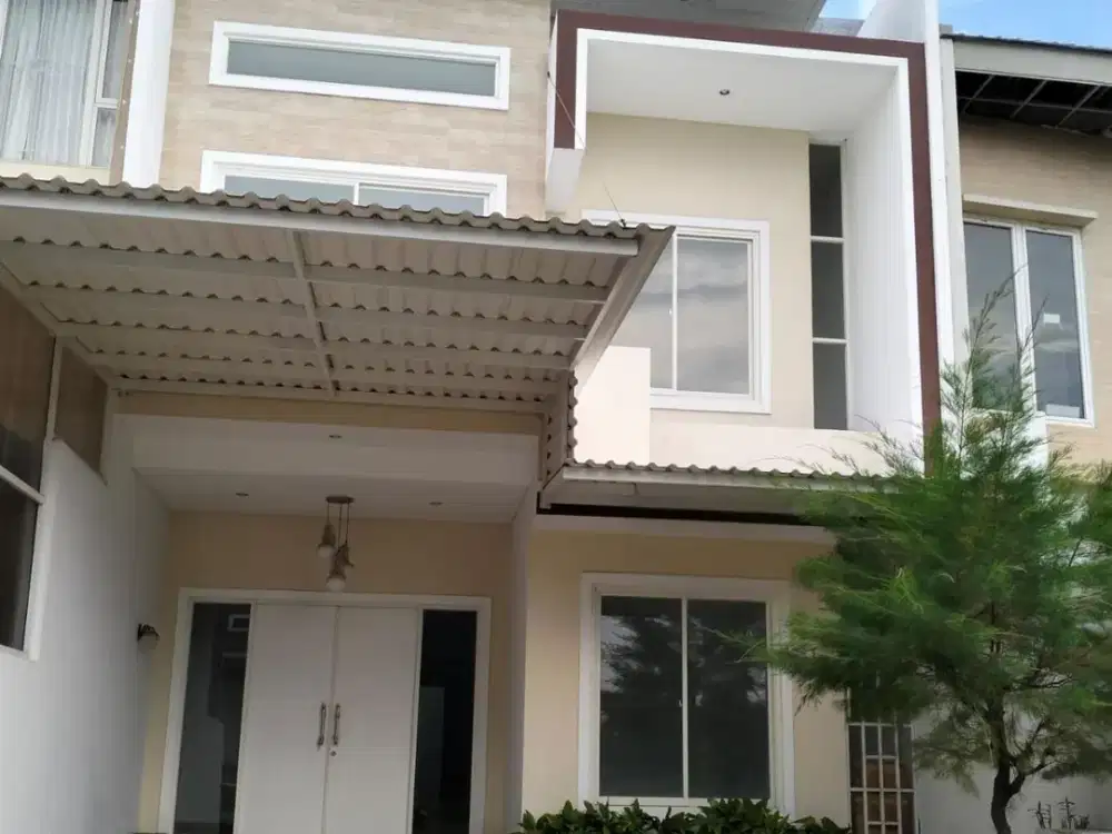 Rumah 2 Lantai Baru SHM di Pakuwon City Palm Beach