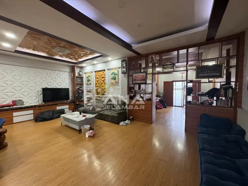 ANA RUMAH LUAS UK 15X20M DI JELAMBAR ra