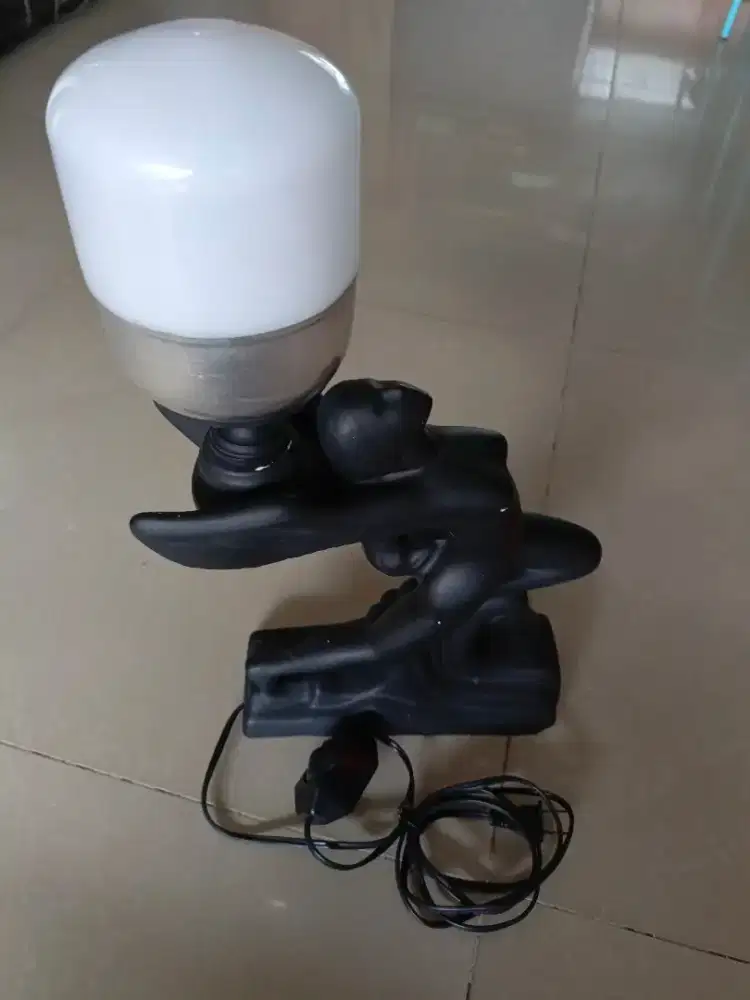 Lampu tidur Biladari