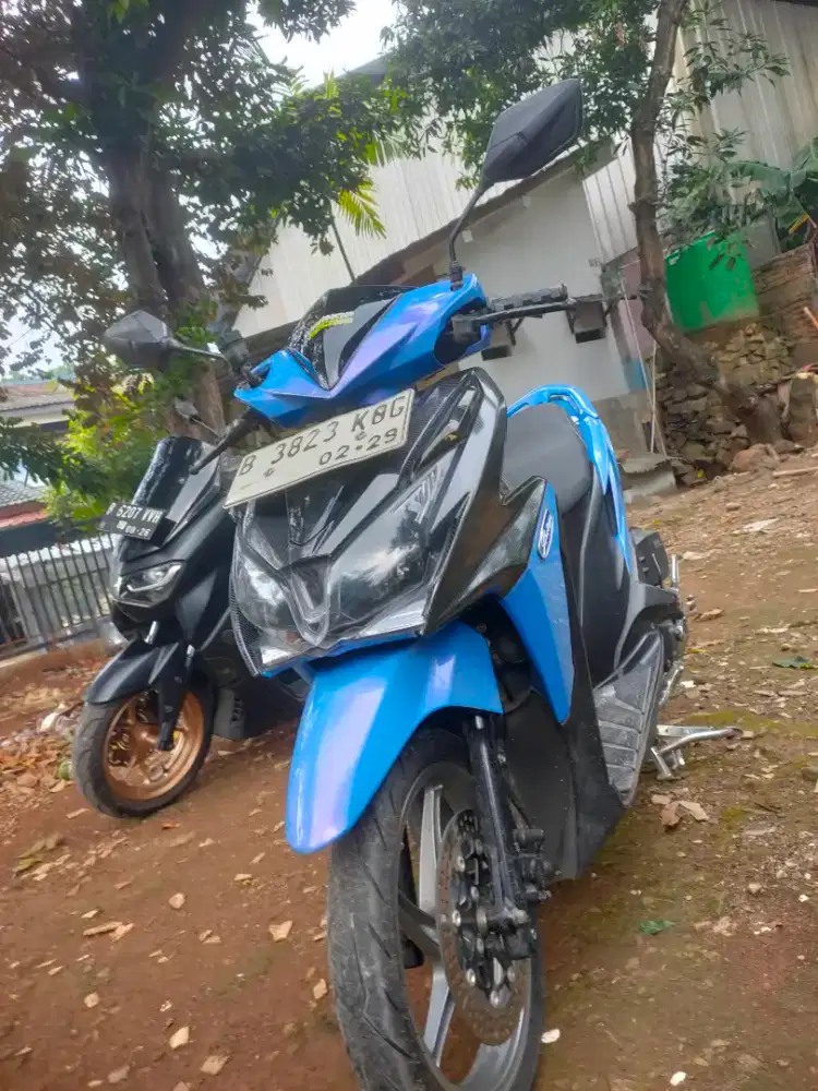 Vario kzr 125 old tahun 2014 jual CPT aja