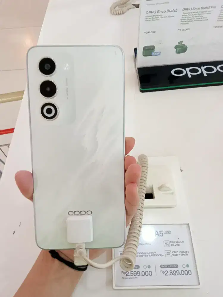 OPPO A5 16/126Gb