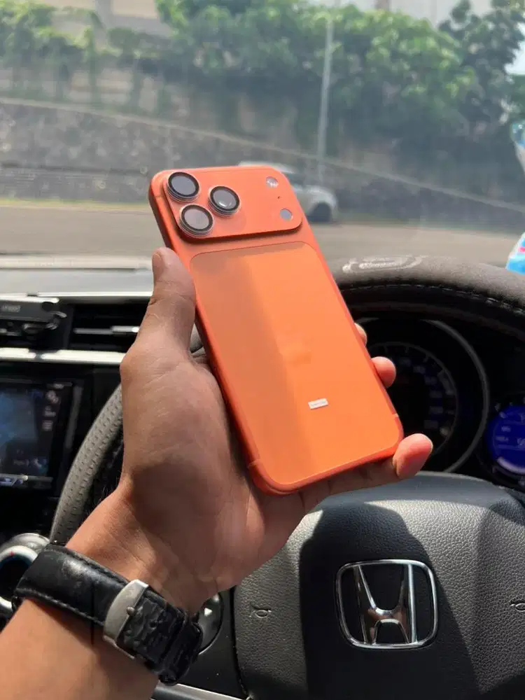 Iphone 17 pro max 256 iBox orange bisa tukar tambah