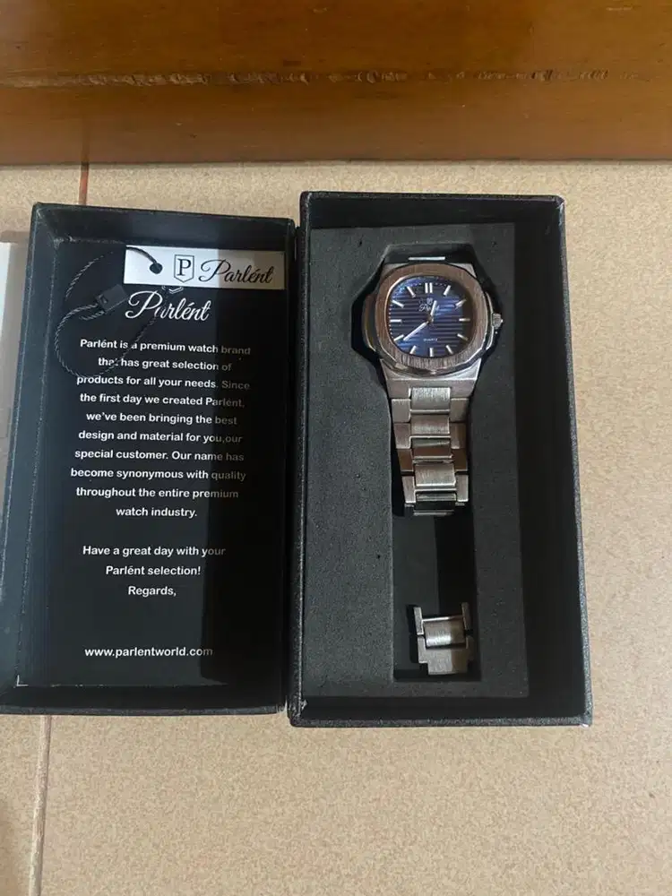 Jam Tangan Silver Parlent World Azure Mulus No Minus