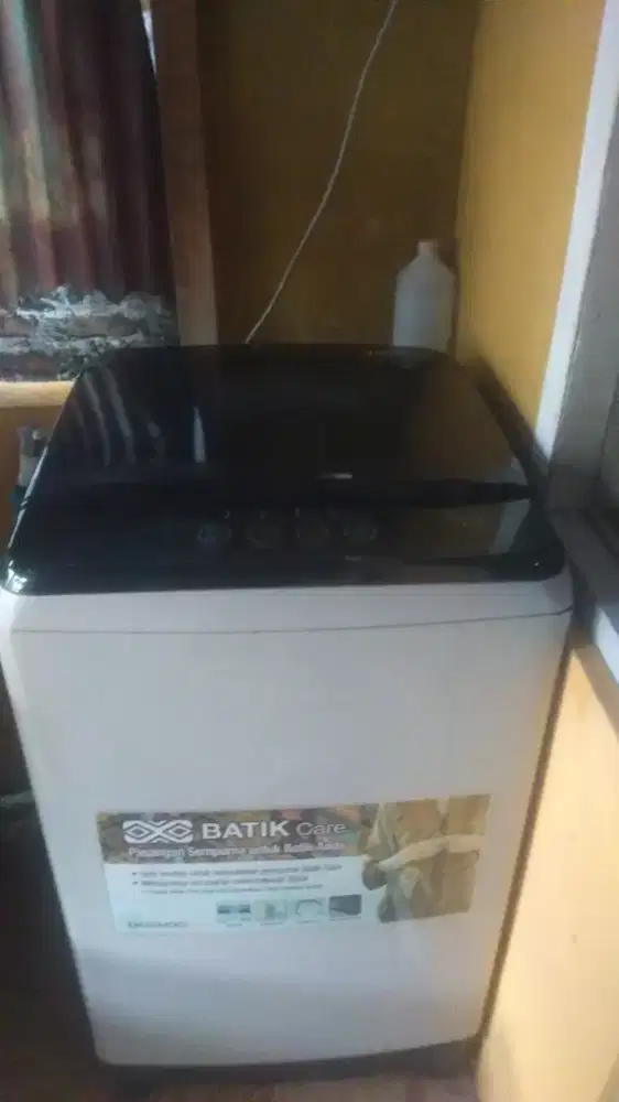 Mesin cuci 1 tabung merk Daewoo