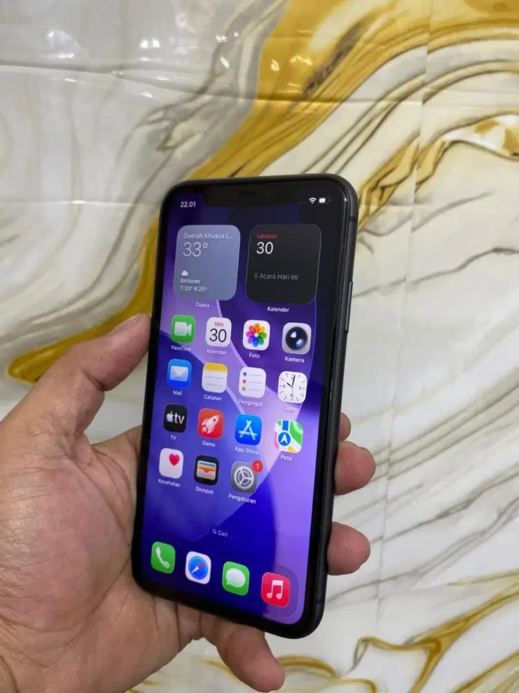 IPHONE 11 128GB SECOND HITAM IBOX