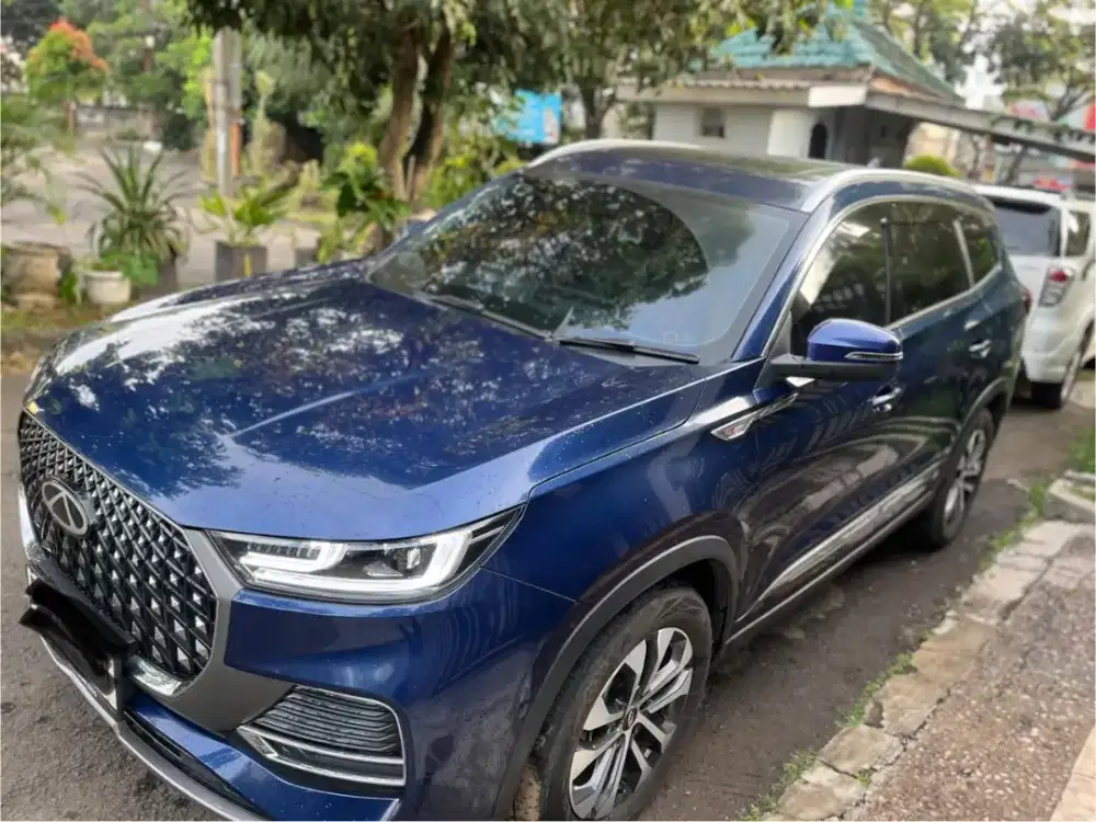 Mobil cheary tiggo 8 premium