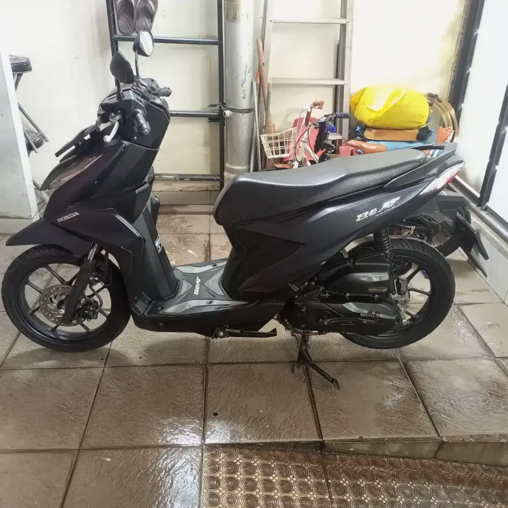 Honda Beat Deluxe CBS ISS 2023