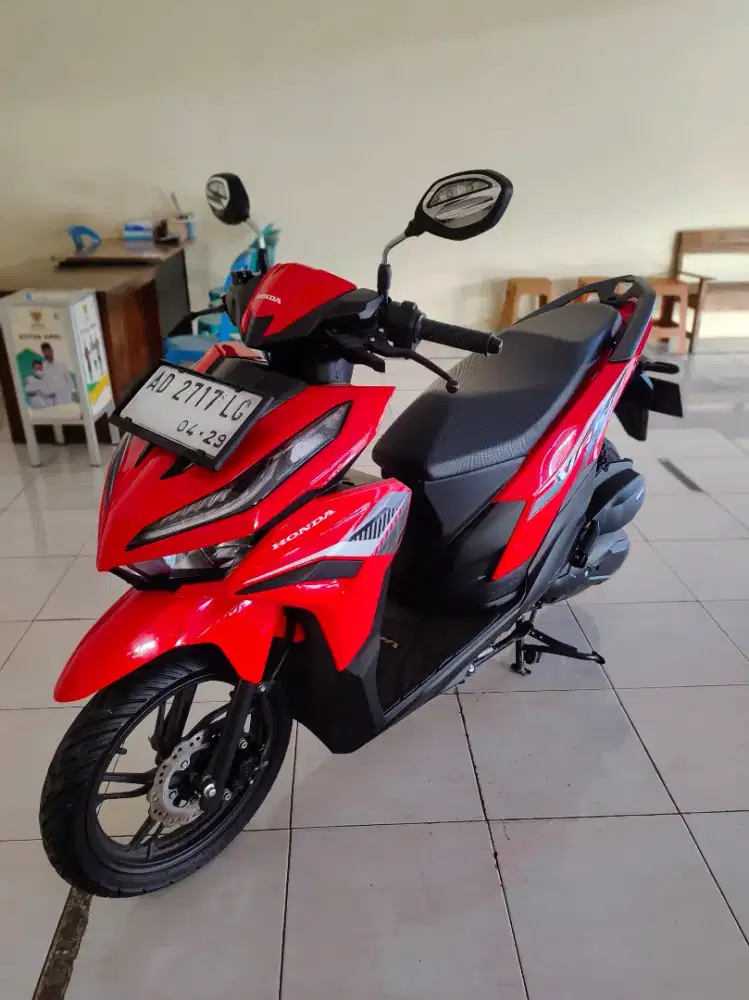 VARIO 125 CBS 2024 ISTIMEWA