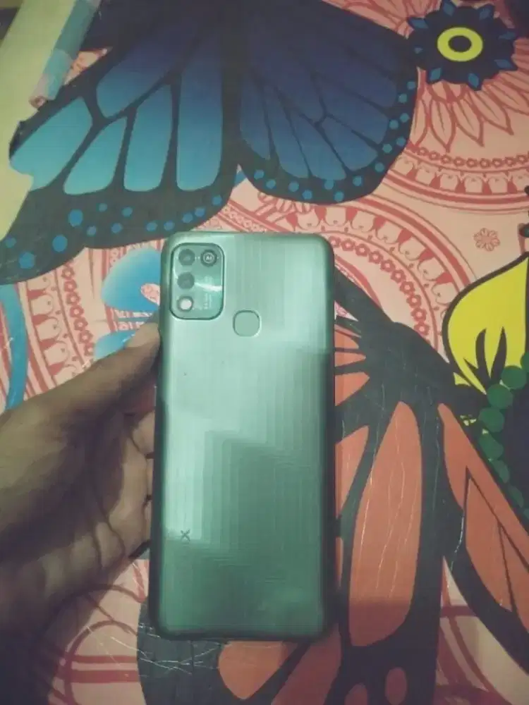 Infinix hot 11 play 4/64