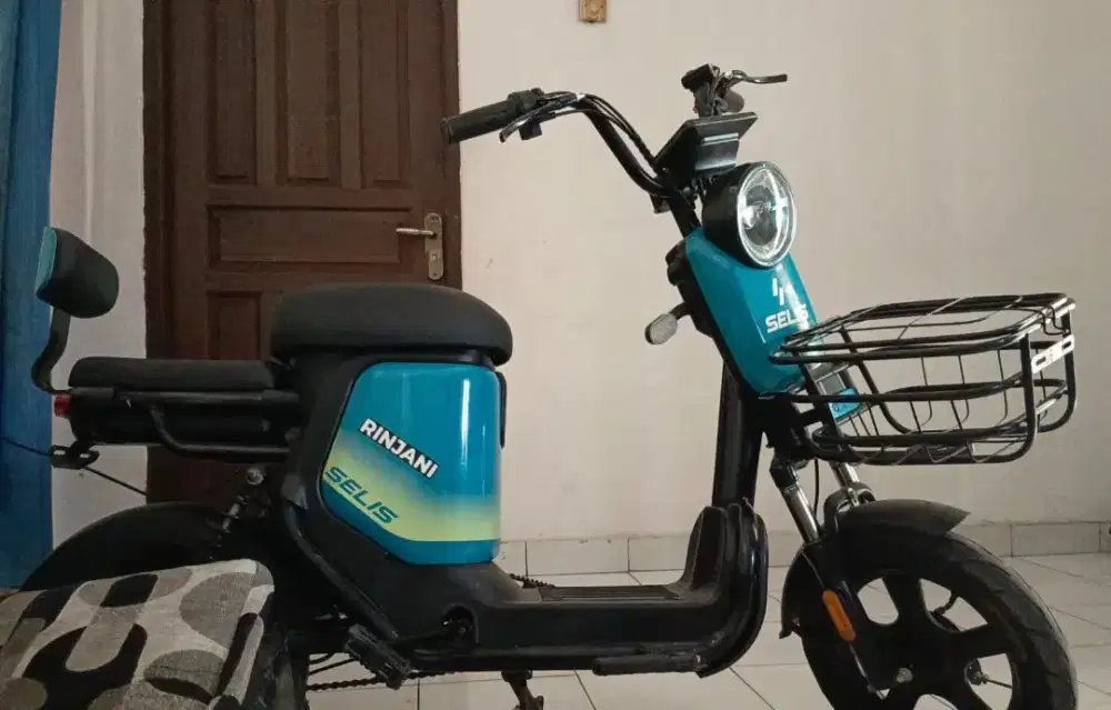 Sepeda Listrik SELIS RINJANI pribadi bukan sewaan