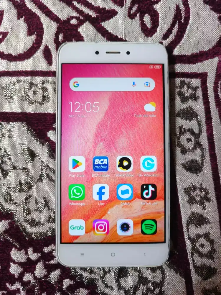 Xiomi redmi 5A gold