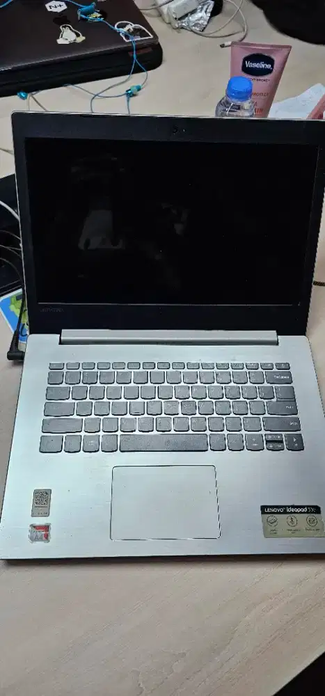 LAPTOP SECOND LENOVO 330
