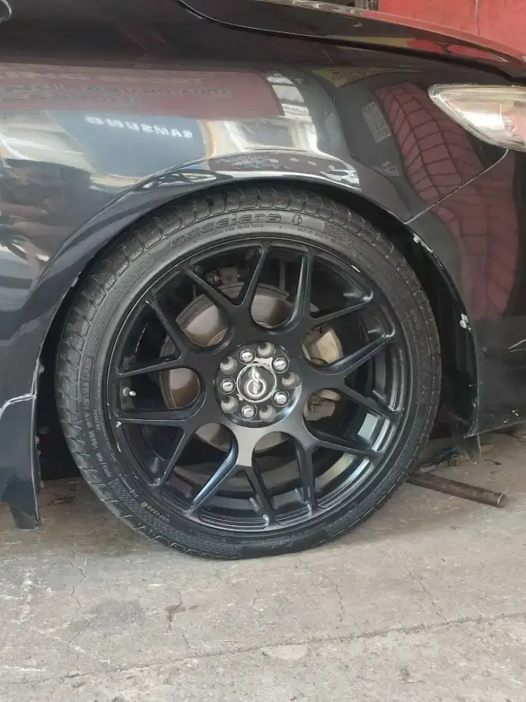 Velek Recing lingkaran 18