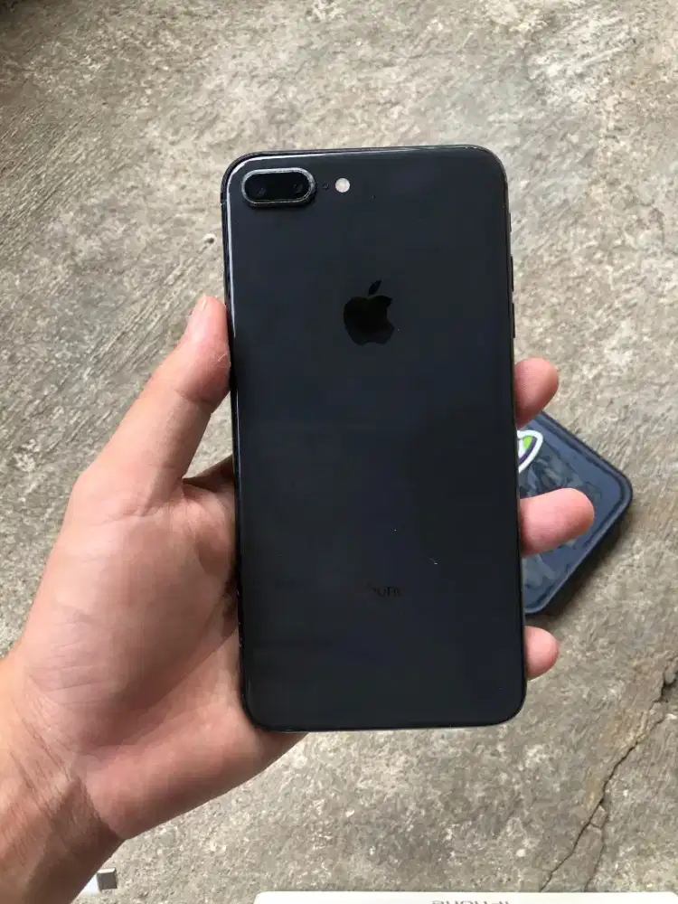 iPhone 8+ 256 iBox