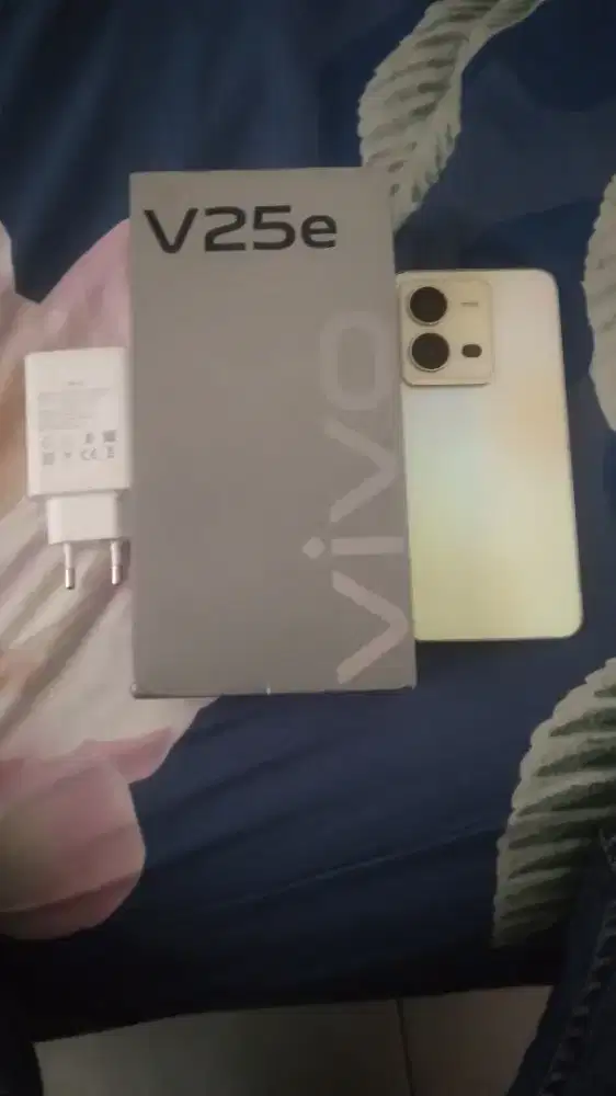 VIVO V 25E ORRI RAM 8+8/128