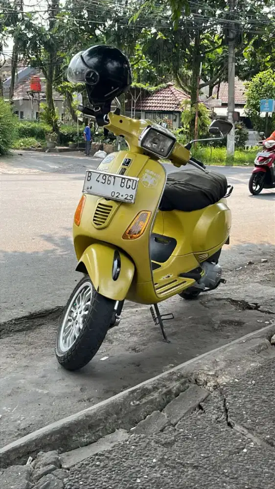 Jual cepet Vespa S 125 2015