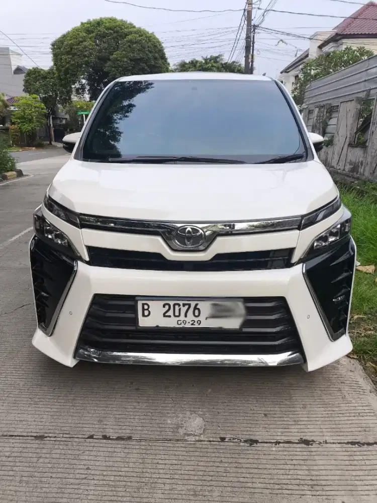 (Termurah) Voxy NIK 2019 Tgn 1 Pjk 09-26 Km 80rb Konds Istimewa