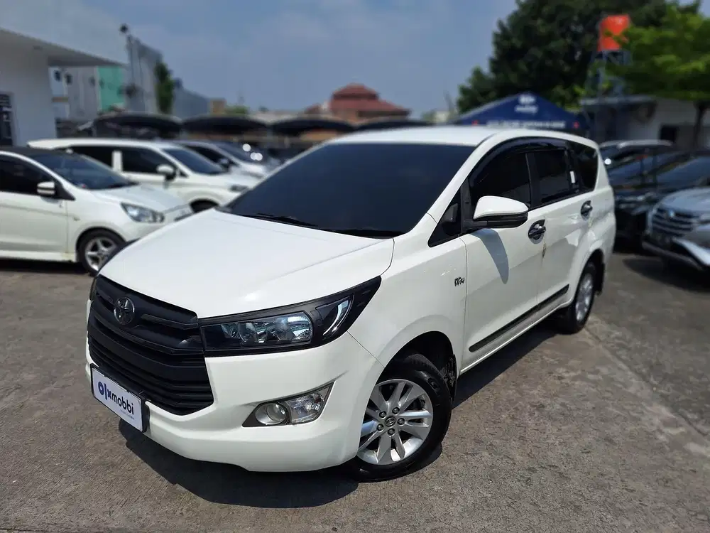 Pajak Panjang - Toyota Kijang Innova 2.0 G Bensin-AT 2019