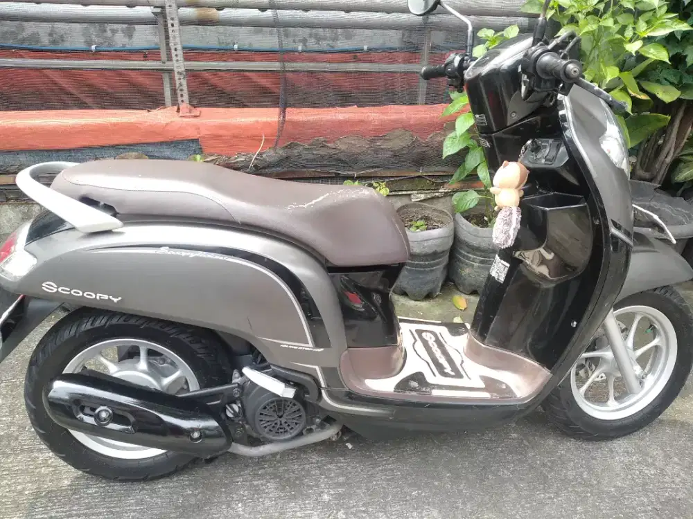 Honda Scoopy FI Istimewa