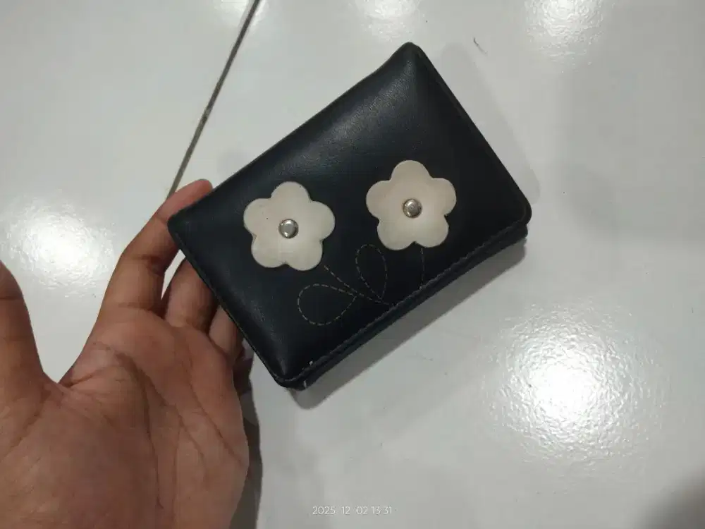 dompet perempuan