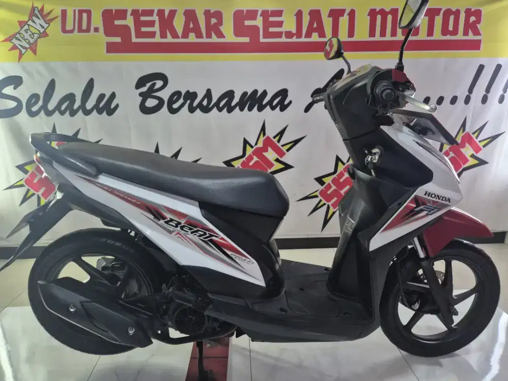 Beat esp cw 2016 plat L tersedia