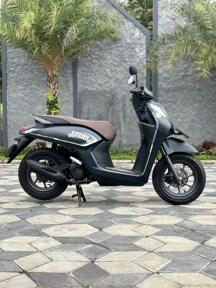 Honda Genio Fabulous Stroling thn 2025 Odo 100 Like New Koko Motor