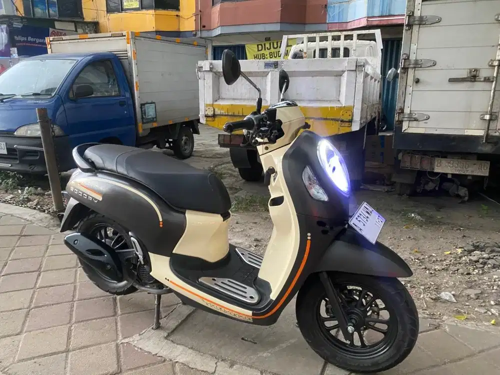 HONDA SCOOPY STYLISH CBS ISS LED FI ALARM 2022 SUPER MULUS