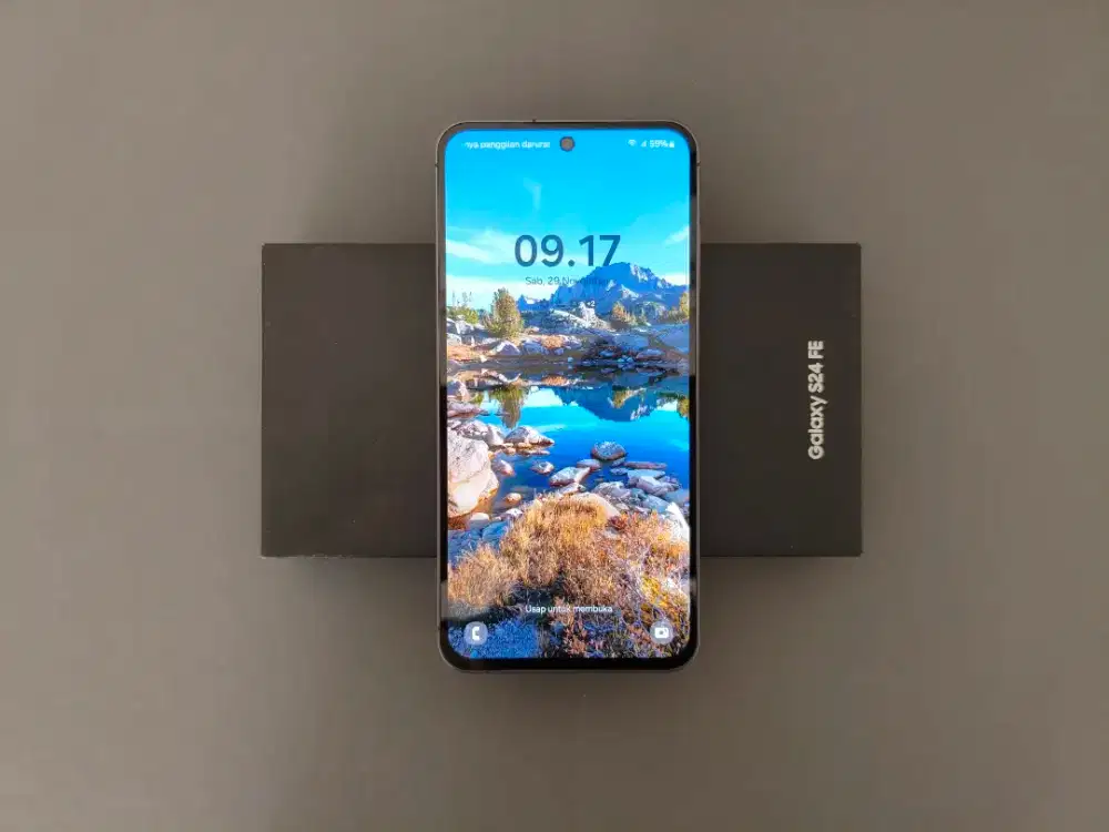 Samsung Galaxy S24 FE 8/512 - Fullset Istimewa, Ex Garansi Resmi