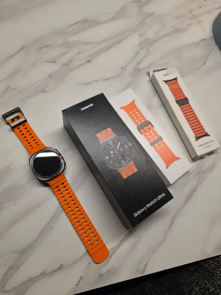 Galaxt Watch Ultra, Mulus. Dibeli bulam Sept 2025 masih garansi