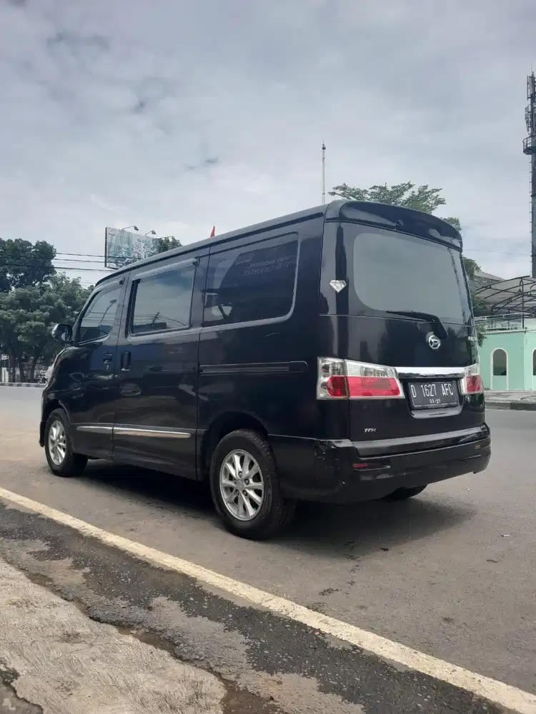 Daihatsu Luxio 1.5 X Manual Kredit Dp.22Jt