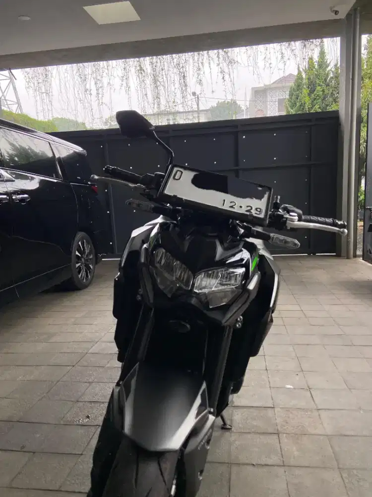 JUAL KAWASAKI Z900...
