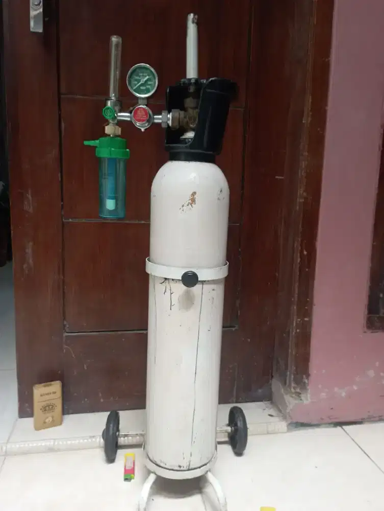 Tabung oksigen BU