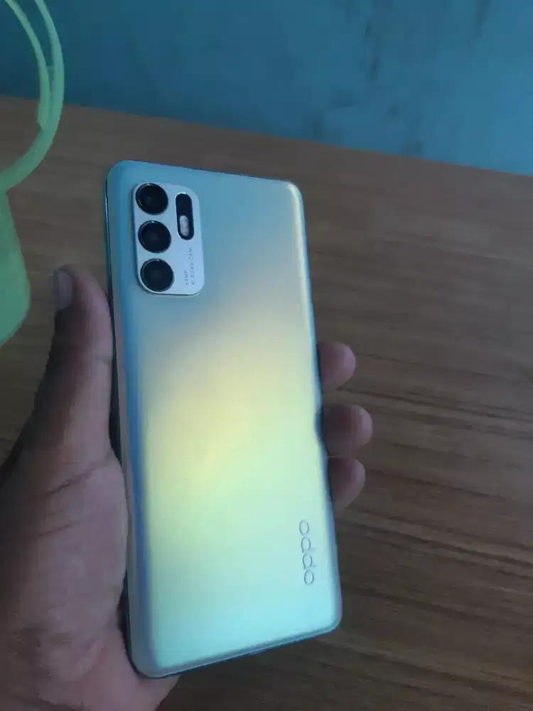 Jual oppo reno6 /ram 8 / 128 tinggal pake no minus hp ama cas aja