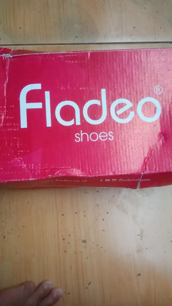 Fladeo sandal hak 3cm jual rugi new