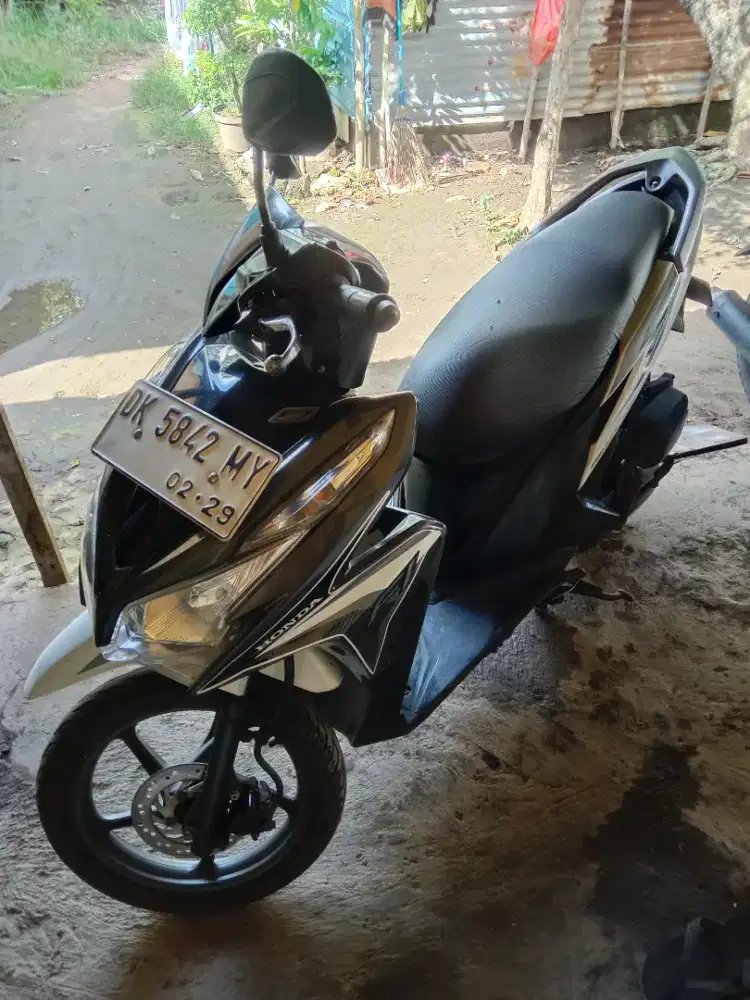 Vario kzr ESP 125cc surat lengkap pajak hidup