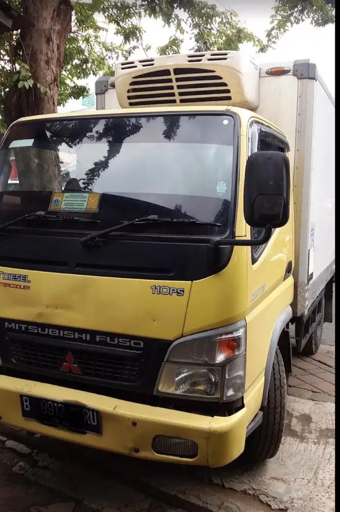 Disewakan mobil Box Engkel Freezer,, lepas kunci,khusus jadebotabek