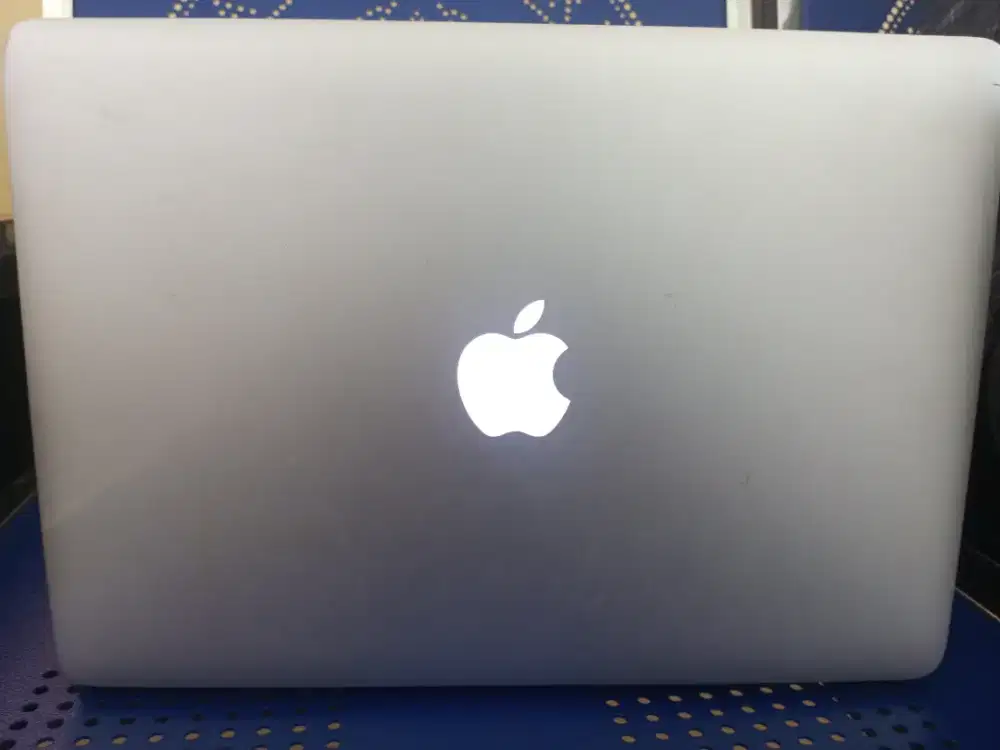 MACBOOK AIR 13 2017 (Core i7/RAM 8 GB)