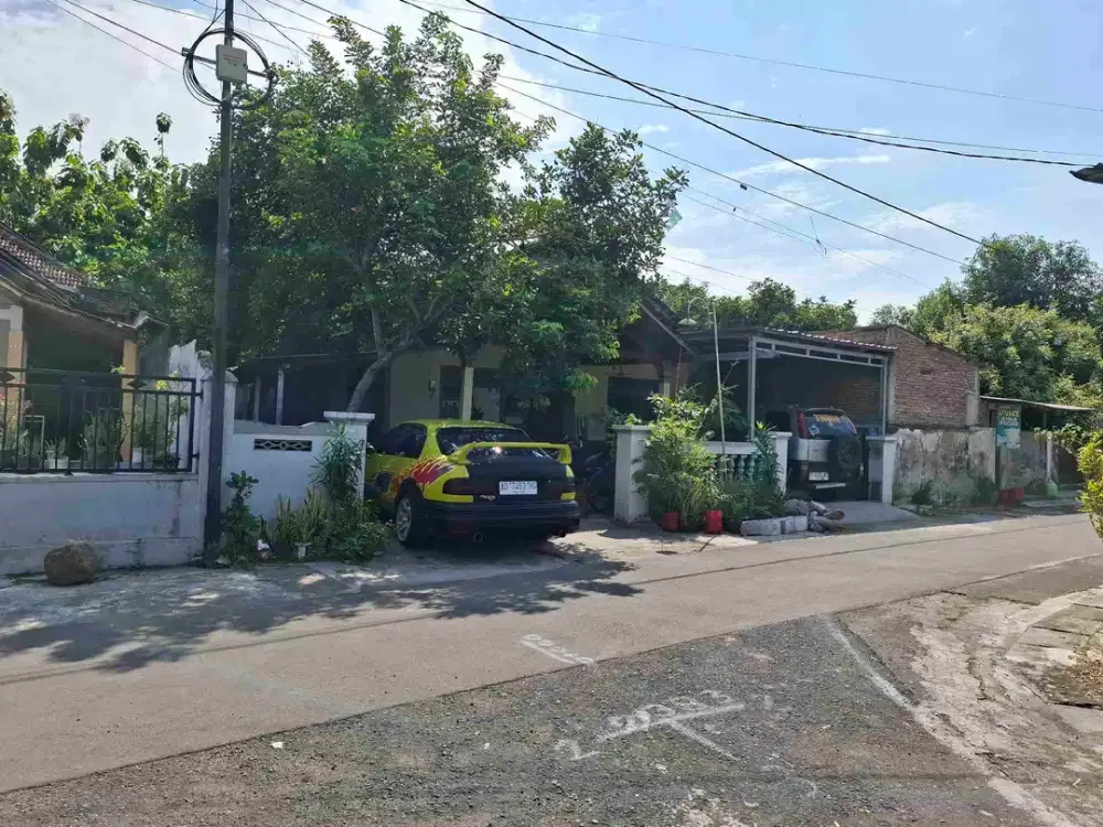 rumah kampung siap pakai akses mobil simpangan