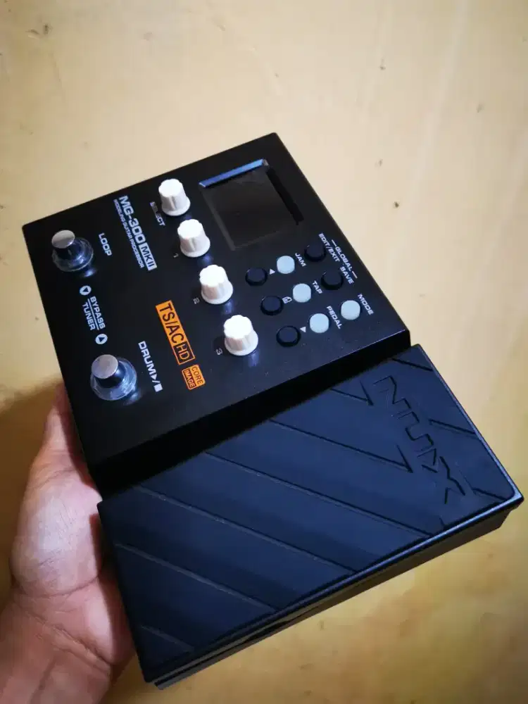 Efek Gitar NUX-MG300 MK2