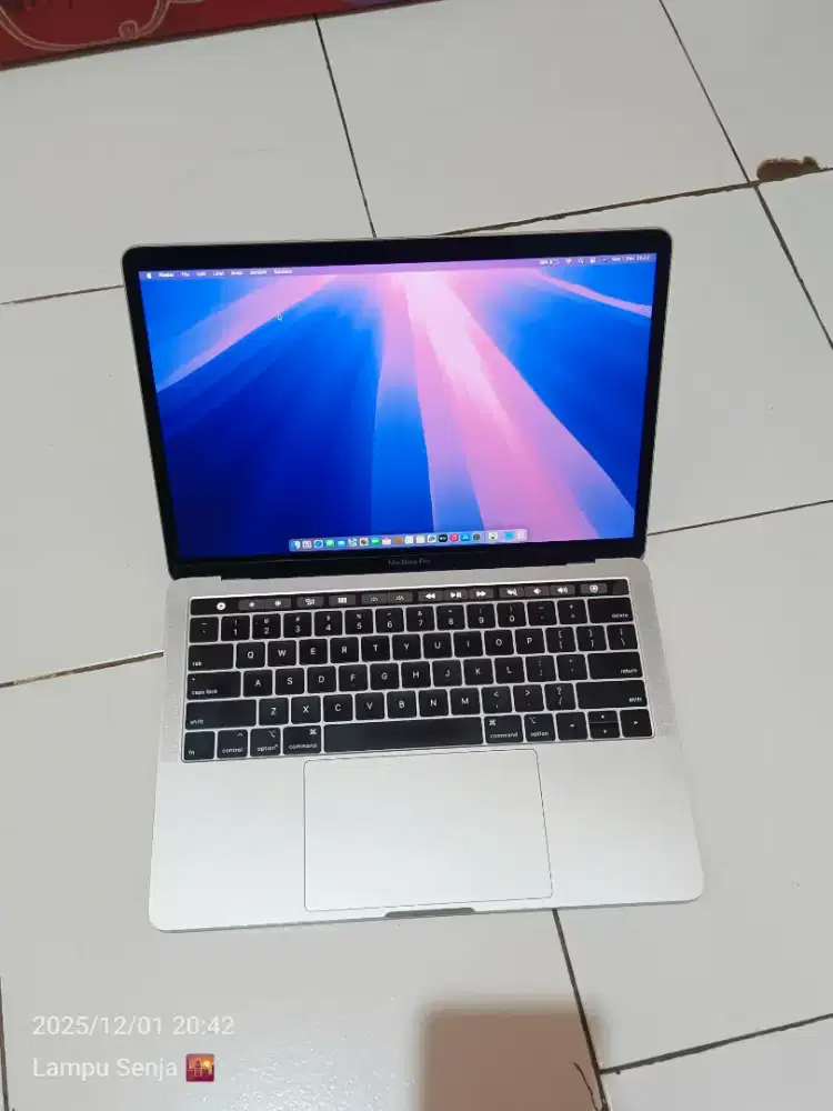 Macbook Pro Retina 2019 Tochbar
