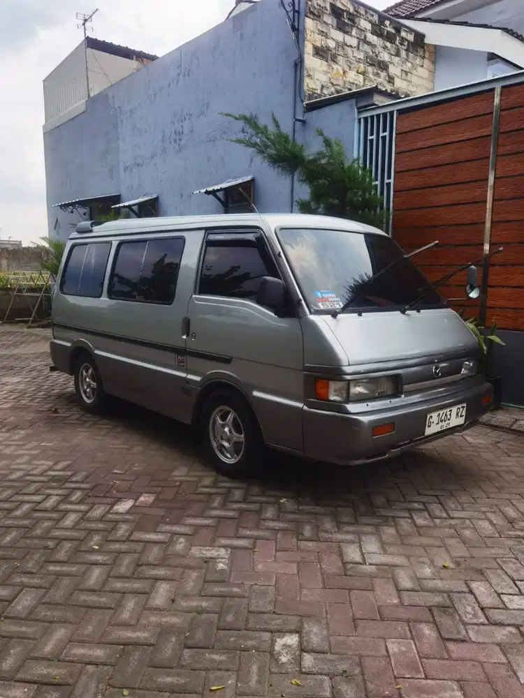 Mazda E2000 2005 plat G gus tri mobil bekas bisa tukar tambah sekoto