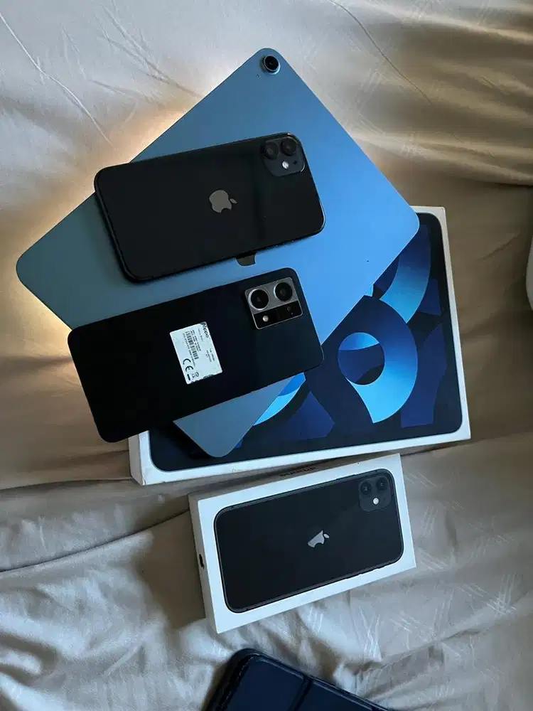 Ipad air 5 dan iphone 11