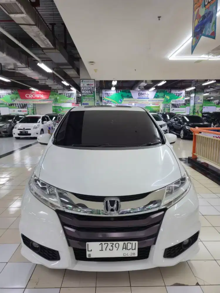 Jual Cepat Honda Odyssey 2014 Putih. Antik