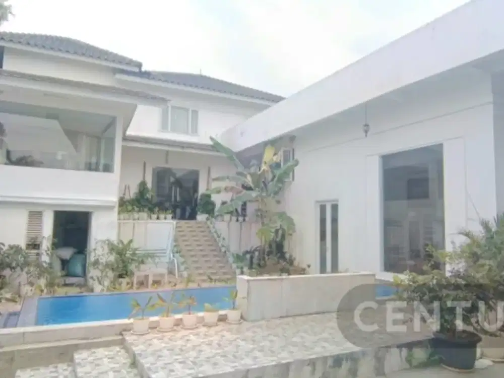 Rumah Di Ciputat Timur Ada Kolam Renang Aman Nyaman Asri