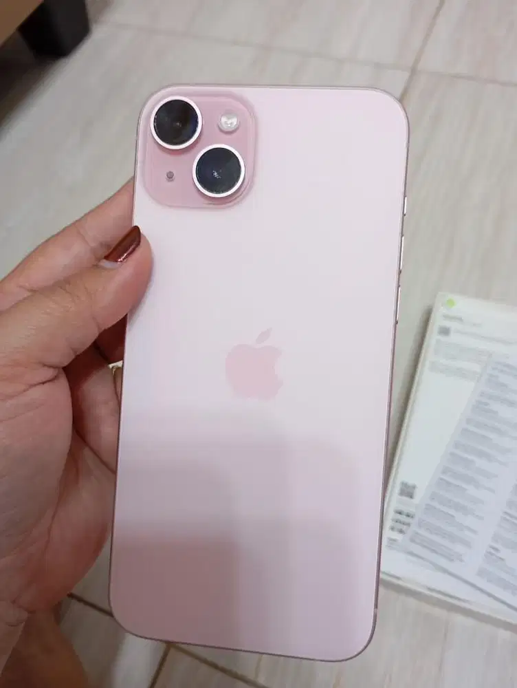 Jual iphone 15 plus 128 pink fullset mulus ibox