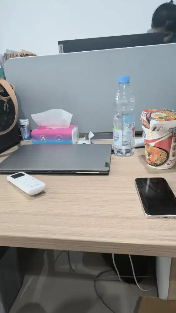 Lowker Talent manager